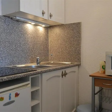 Studio Cap D'agde, 1 Pièce, 6 Personnes - Fr-1-249-257 Agde