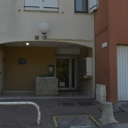 Studio Cap D'agde, 1 Pièce, 6 Personnes - Fr-1-249-257 Agde